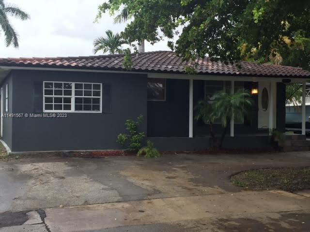 335 NE 114th St-Unit -A in Miami, FL - Building Photo