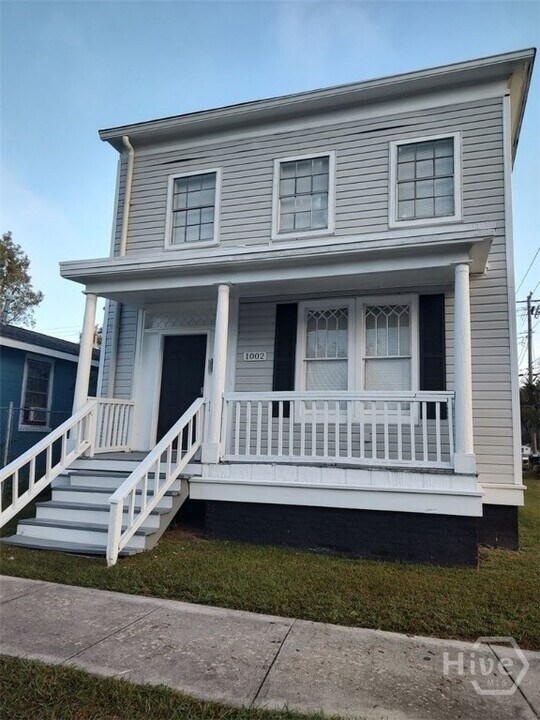1002 W 44th St in Savannah, GA - Building Photo