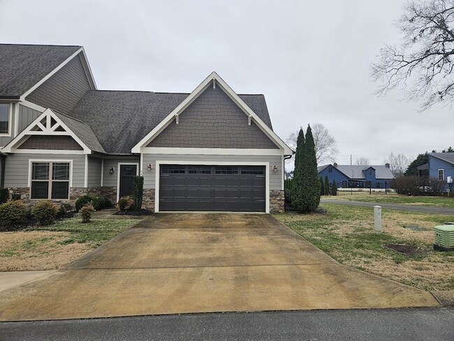 property at 44 ANDERTON DR