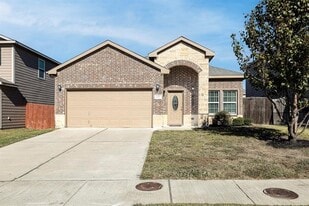 14247 Greenhaw Ln in Dallas, TX - Building Photo