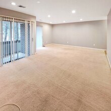 10244 Prince Pl in Upper Marlboro, MD - Foto de edificio - Building Photo