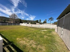 23608 Barrego Way in Ramona, CA - Building Photo - Building Photo