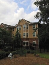 4695 Redan Rd in Stone Mountain, GA - Building Photo - Building Photo