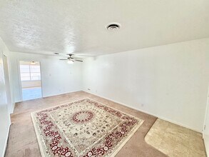 801 Sun Valley Dr in Denton, TX - Building Photo - Building Photo
