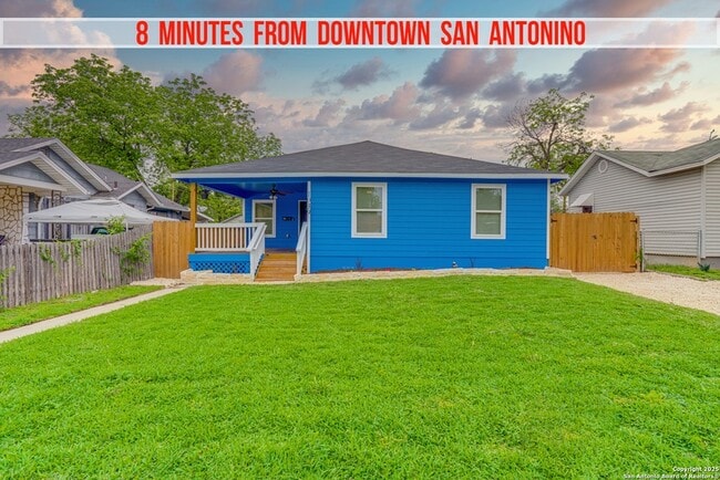 1039 McKinley Ave in San Antonio, TX - Building Photo - Building Photo
