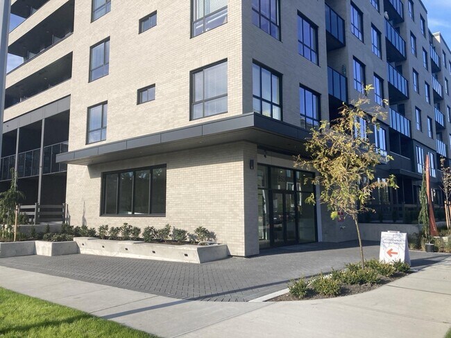 8509-8158 158 St in Surrey, BC - Building Photo - Building Photo