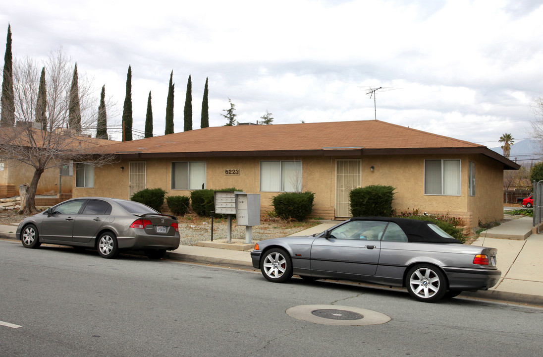 5223 W Wilson St in Banning, CA - Building Photo