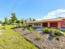 5963 Lord St in Mims, FL - Building Photo