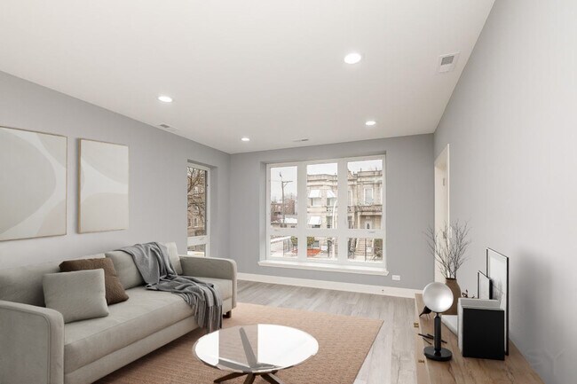 1232 S Fairfield Ave, Unit 2 in Chicago, IL - Foto de edificio - Building Photo