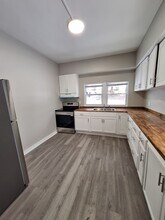 1221 Walnut St in McKeesport, PA - Foto de edificio - Building Photo