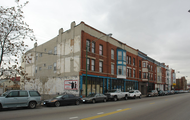 1819-1835 W Cermak Rd in Chicago, IL - Building Photo - Building Photo