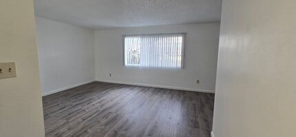 2255 Cahuilla St in Colton, CA - Building Photo - Building Photo