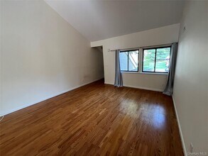 61 Fox Run in South Salem, NY - Building Photo - Building Photo