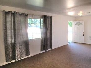 29840 Landau Blvd in Cathedral City, CA - Building Photo - Building Photo