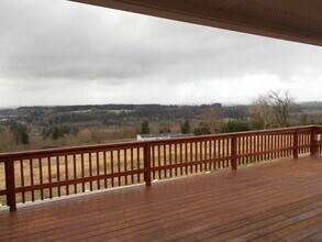 188 Parkland Dr in Silver Creek, WA - Building Photo - Building Photo