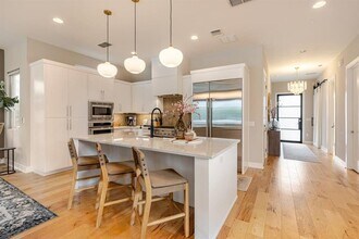 1304 Oxford Ave in Austin, TX - Building Photo - Building Photo