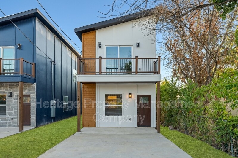 212 Cooper St in San Antonio, TX - Building Photo