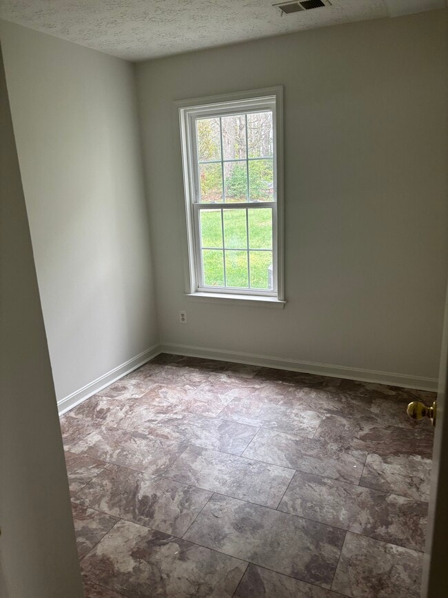 46355 Columbus Dr in Lexington Park, MD - Building Photo - Building Photo
