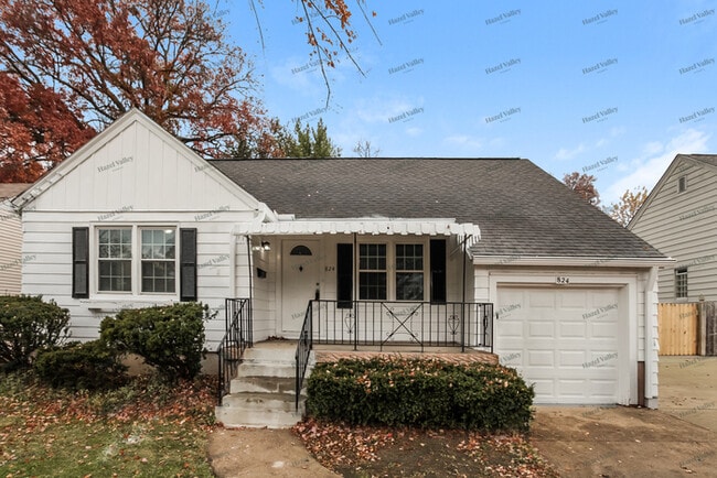 property at 824 Northern Pkwy