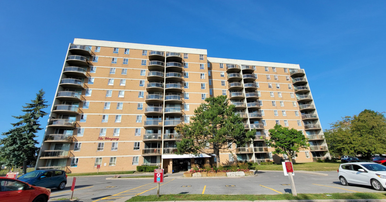 Glengarry in Kingston, ON - Building Photo