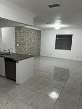 2336 Hope St in Hollywood, FL - Building Photo - Building Photo