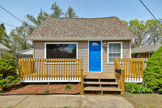 314 Clifford Ave in Loves Park, IL - Foto de edificio - Building Photo