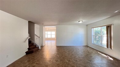 446 Rosselli Blvd in Davenport, FL - Foto de edificio - Building Photo