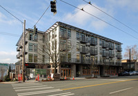 Waterton Eastlake Apartments in Seattle, WA - Foto de edificio - Building Photo