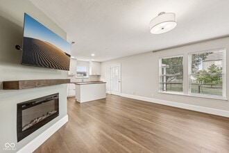 954 Ginger Cir in Greenfield, IN - Building Photo - Building Photo