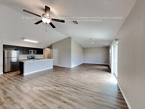 742 NE 7th Pl in Cape Coral, FL - Building Photo - Building Photo