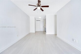 15991 NE 18th Pl in North Miami Beach, FL - Building Photo - Building Photo