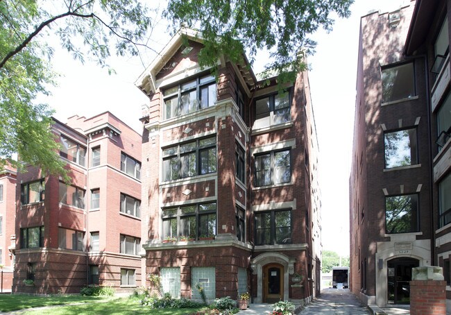 5225 S Greenwood in Chicago, IL - Foto de edificio - Building Photo