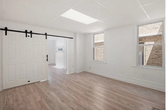 7472 McClure Ave, Unit #2 in Pittsburgh, PA - Foto de edificio - Building Photo