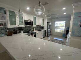 1860 NW 13th St, Unit #101 in Delray Beach, FL - Building Photo