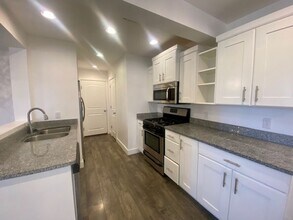 1000 E Blf Vw Dr in Washington, UT - Building Photo - Building Photo