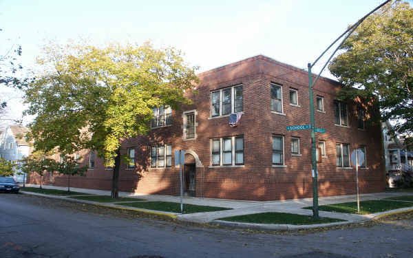 2234 W School St in Chicago, IL - Building Photo - Building Photo