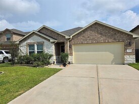 2011 Cherryvale Dr in Tomball, TX - Building Photo