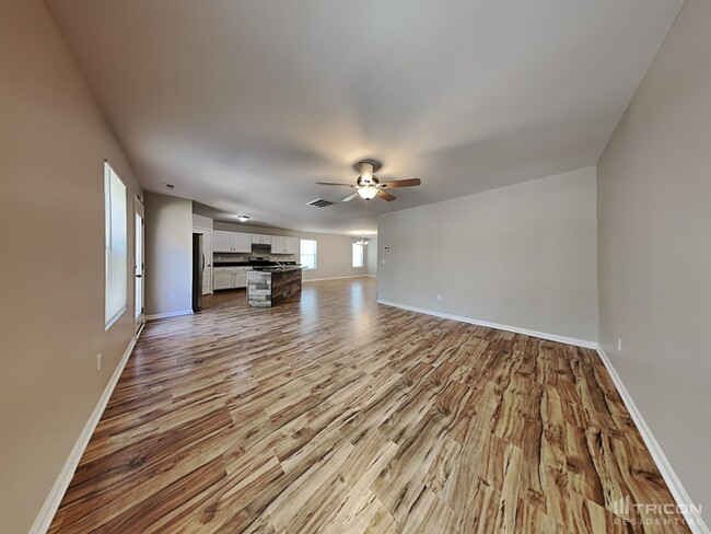 95 Fleetwood Ct in Lillington, NC - Building Photo - Building Photo