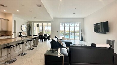17288 Hidden Estates Cir in Ft. Myers, FL - Foto de edificio - Building Photo