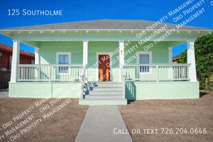 125 Southolme- in San Antonio, TX - Building Photo