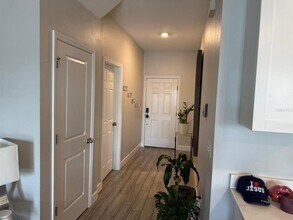 1148 Anchor Bend Dr in Ruskin, FL - Building Photo - Building Photo