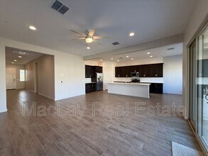 2996 E Birdsong Ave in San Tan Valley, AZ - Building Photo - Building Photo