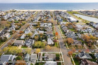 400 4th Ave in Belmar, NJ - Building Photo - Building Photo