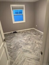 164 W Nicholai St in Hicksville, NY - Building Photo - Building Photo