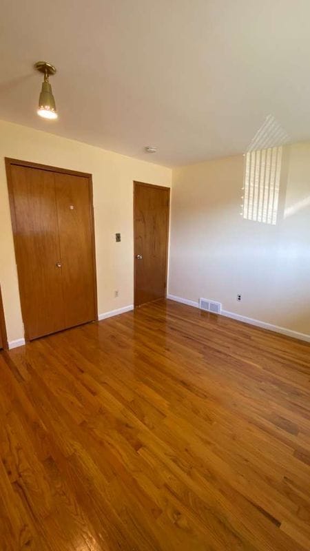 28301 Mavis Dr in Warren, MI - Building Photo - Building Photo