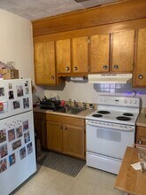 264 Aspinwall Ave, Unit 4 in Brookline, MA - Building Photo - Building Photo