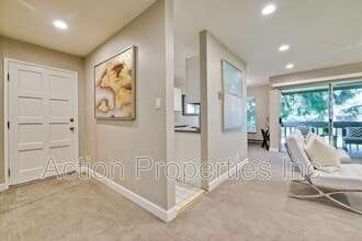 505 Cypress Point Dr in Mountain View, CA - Building Photo - Building Photo