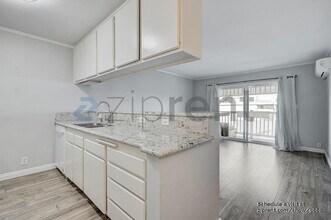 363 Newport Ave in Long Beach, CA - Building Photo - Building Photo