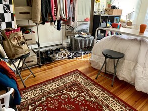 119 Lexington St, Unit 3R in Boston, MA - Building Photo - Building Photo
