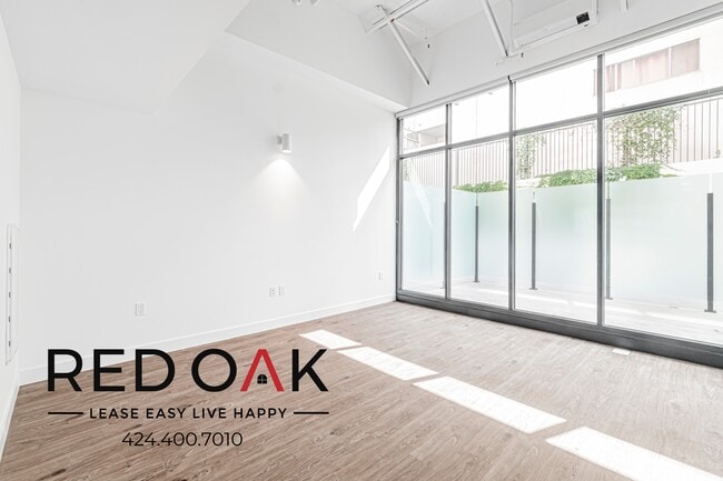 property at 1860 N Western Ave